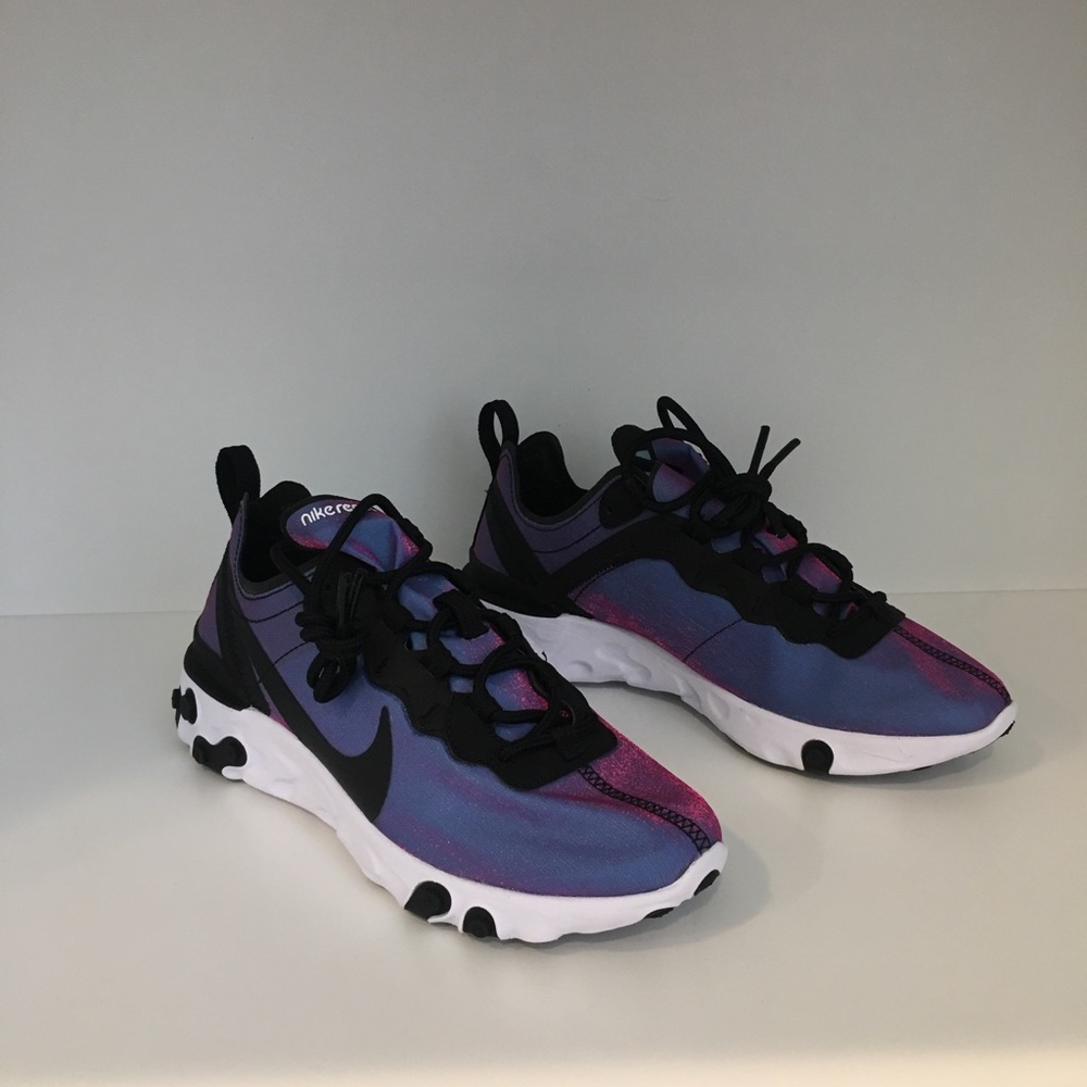 W Nike React - image 1